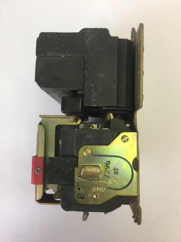 SQUARE D 8502 C0-2 CONTACTOR SER B 30AMP 600VAC 10HP SIZE 1 COIL 120V 60CY 3