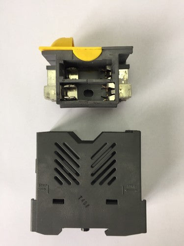 BUSSMAN OPTIMA OPM-1038R FUSE BLOCK HOLDER 30A 600V OPTIMA OVERCURRENT PROTECTIO11