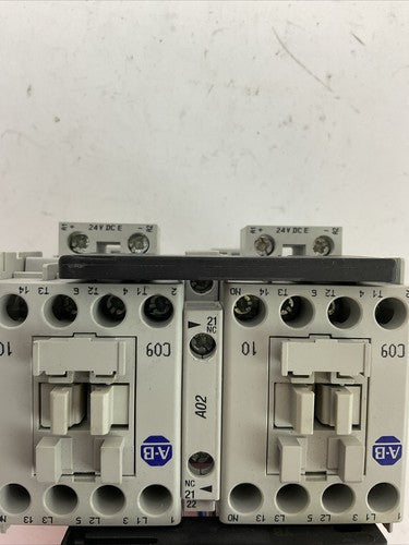 ALLEN BRADLEY REVERSING ECONOMY STARTER (140M-C2E-B16 + 100-C09E*10 COIL 24VDC)8