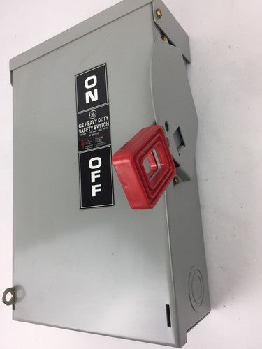 GE TH2261RDC HEAVY DUTY SAFETY SWITCH 2 POLE 2 WIRE 30 AMP VOLTS: 600VDC/250VDC2
