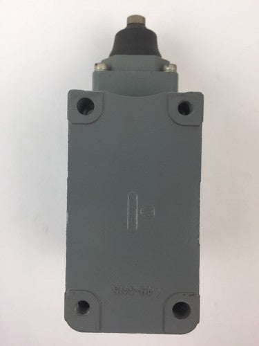 CUTLER HAMMER 10316H6815B TYPE L LIMIT SWITCH 600VAC 2