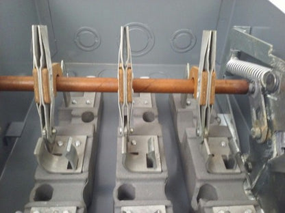 FPE 1632 TYPE A FUSIBLE SAFETY SWITCH 3P, 60A, 240VAC, 4 WIRE, 3 BLADES,7 1/2HP 6