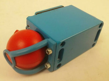 XERCON D0-10 EYE-BALL OPERATED LIMIT SWITCH 5