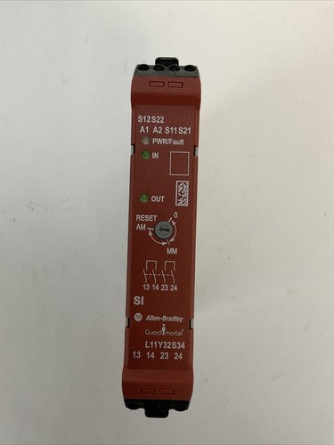 ALLEN BRADLEY 440R-S12R2 GSR SI SAFETY RELAY SER A OUTPUT AC15 250V 1.5A0