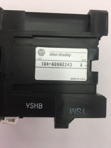 ALLEN BRADLEY 104-A09NZ243 REVERSING CONTACTOR SER A 600VAC 9A 5HP COIL 24VDC2