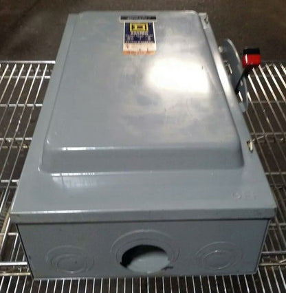 SQ. D HU364, SER. D2, SAFETY SWITCH, 200A, 600VAC/250DC, 3PH, MAX H.P. 150  USED0