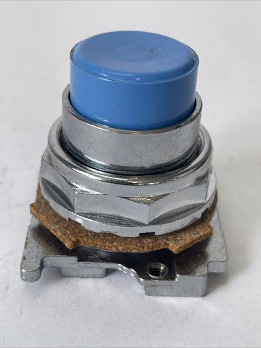 CUTLER HAMMER 10250T118 OPERATOR LONG BUTTON BLUE (LOT OF 3)4