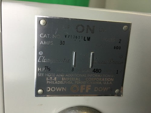 ITE SIEMENS V7E V7E2611 30AMP TWIN 480V FUSIBLE PANELBOARD SWITCH 2P4