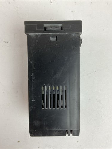 OMEGA DP371-P1F2 TEMPERATURE CONTROL3