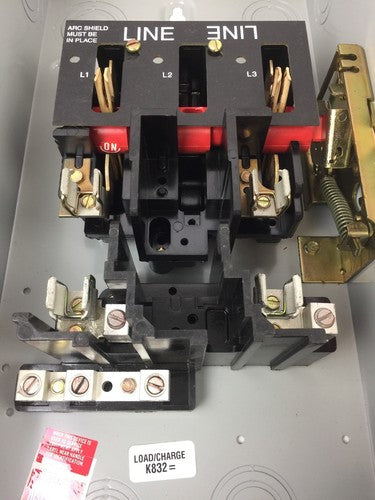 GE TH3222 HEAVY DUTY FUSIBLE SAFETY SWITCH 60AMPS 240VAC 250VDC 15HP 2P MODEL 107