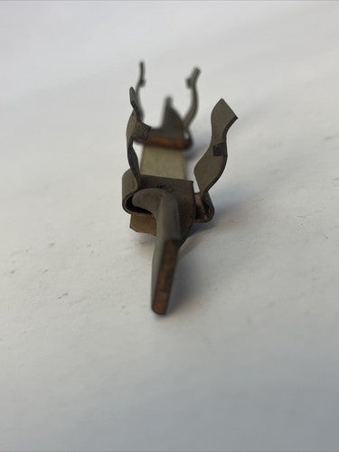 SUPERIOR 100 TO 60A 250V FUSE REDUCER1