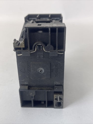 SIEMENS 3RT2026-1BB40 CONTACTOR 600VAC 35A 20HP COIL 24VDC4