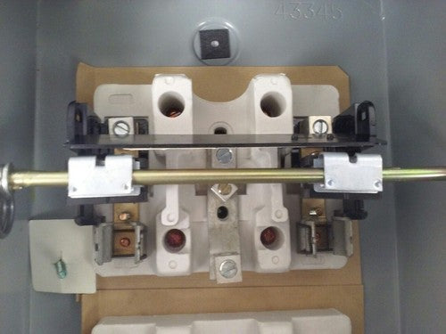 MURRAY GH322NW FUSIBLE SAFETY SWITCH SINGLE THROW 2P, 60A, 240V, 10HP, TYPE 3R 6