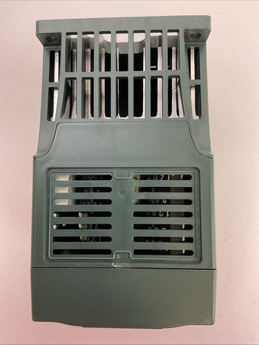 RELIANCE ELECTRIC 6MD100P5 AC DRIVE OUTPUT 3PH 0-230VAC INPUT 1PH 100-120VAC4