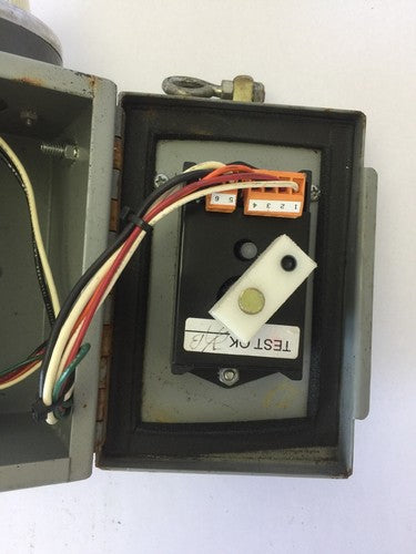 STRATOLITE #105 SAE-R(2)-72 D.O.T.  PM-392 ENCLOSURE 8