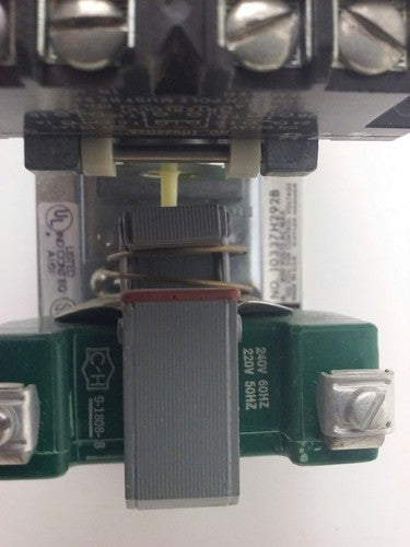 CUTLER HAMMER 10337H292B, 10934H2A, PNEUMATAC TIMER, 600V,240V COIL,TYPE PN, NEW9