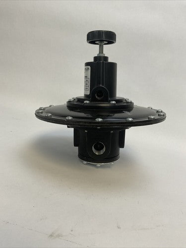 FAIRCHILD 4114ANNKS PRESSURE REGULATOR 0-0.7 PSIG 0-0.048BAR 0-4.8kPa3