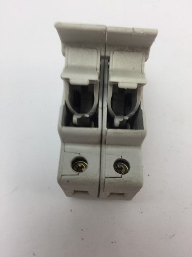 FERRAZ SHAWMUT USCC2 FUSE HOLDER 600V 30A WITH ATDR8 FUSES 8A 600VAC7