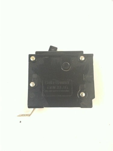 CUTLER HAMMER QBHW1015 CIRCUIT BREAKER ONE POLE 2