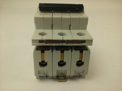 ABB, S253, L 10A, CIRCUIT BREAKER, Nr.15, 3P, 220/380VAC, MAX 240VAC, NEW, S22