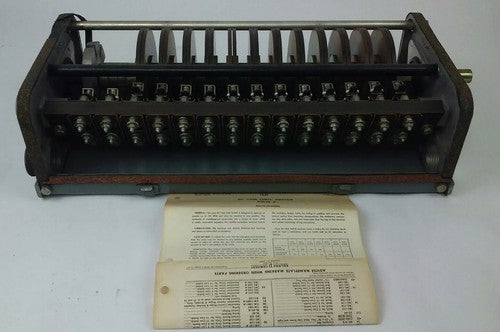 SQUARE D ROTATING CAM LIMIT SWITCH CLASS 9008, TYPE RC-114AW, SER. FOL-2, 600V4