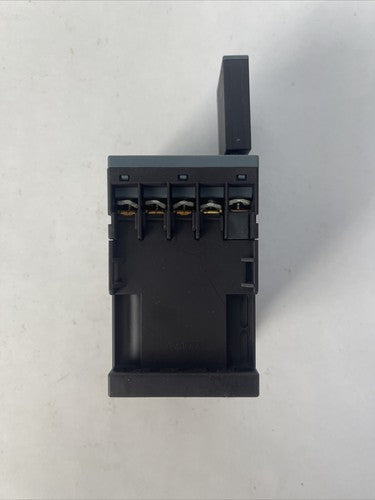 SIEMENS 3RT2015-1AB01 CONTACTOR 600VAC 20A COIL 24V 50/60HZ 3RT2916-1BB00 SURGE4