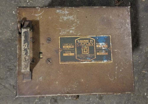 Square D Plug In Unit SD-9341 30 Amp Bus Plug Enclosure SD9341 Switch Disconnect0