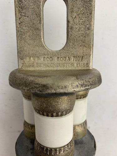 Bussmann FWP600 600A 700V Semiconductor Fuse3