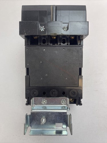 SQUARE D FH36015 CIRCUIT BREAKER 600VAC 250VDC 15AMP 3POLE4