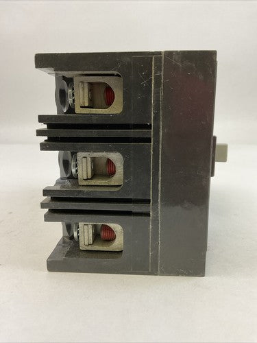 GE TED136YT150 MOLDED CASE SWITCH 3POLE 150AMP 600VAC 250VDC NO SHUNT TRIP3