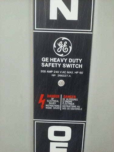 GE TH4324 MODEL 7 FUSIBLE SAFETY SWITCH 3P 200A 240V 60 TYPE 1 INDOOR ENCLOSURE1