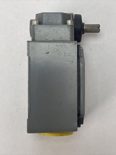 CUTLER HAMMER 10316H187C TYPE L LIMIT SWITCH 600VAC4