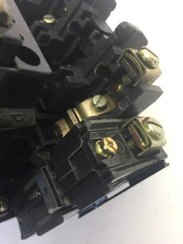 ALLEN BRADLEY 500L-BOJ94 AC LIGHTING CONTACTOR 30AMP 599-P01A CB236 COIL 115-12010