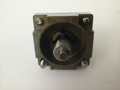 SQUARE D 31032-342-52 TOP ROLLER PLUNGER LIMIT SWITCH HEAD CLASS 9007  4