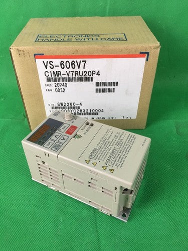 YASKAWA DRIVE CIMR-V7RU20P4 230V 3A 1/2HP VS-606V70