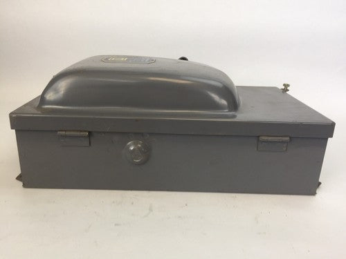 SQUARE D H86352 FUSIBLE SAFETY SWITCH SERIES A2 240VAC 60AMP 15HP 3 POLE5