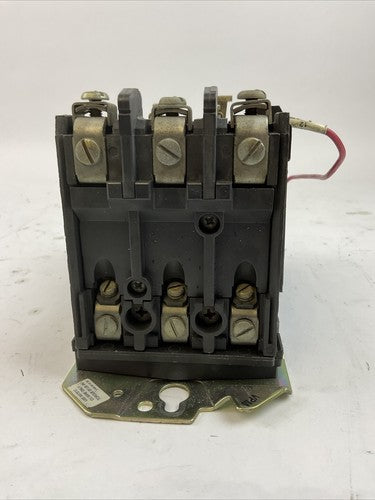 ALLEN BRADLEY 509-BOD SER B 600VAC 27A 10HP COIL 115-120V W47 HEATERS 509-B0D3