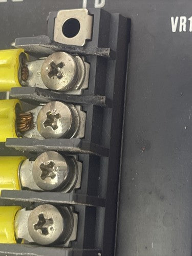 NSK EM0810A15-05 SERVO DRIVE 90-240VAC2