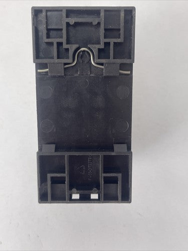 SIEMENS 3RV1011-1FA15 MOTOR PROTECTION CLASS 10 600VAC 5HP 65A TRIP 3.5-5A5