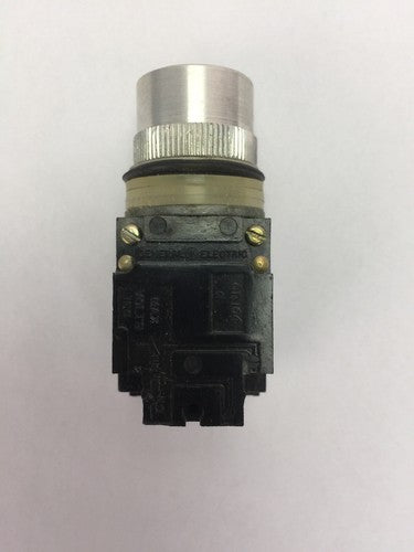 GE CR104E3324 MIN OILTIGHT ILLUM PB RED WITH GUARD 150V MAX 120V 60/50HZ TRANS 3