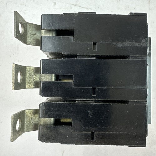 CUTLER HAMMER / WESTINGHOUSE BAB3030HT CIRCUIT BREAKER 3POLE 30AMP 240VAC6