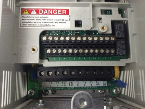 ALLEN BRADLEY POWER FLEX 70 20A-D2P1A0AYNNENN SER. A,3PH,480V, 1HP, W/ 20-HIM-A36