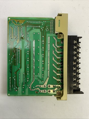 HITACHI POM-RH OUTPUT MODULE 33016133-6 (MISSING LOCKING TABS)5