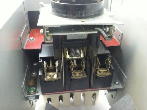 ARROW-HART BUSSWAY, 30AMP 3PH, 3W, 480V, MAX H.P. 20, FUSIBLE, DISCONNECT, USED 7