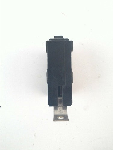 CUTLER HAMMER QBHW1015 CIRCUIT BREAKER ONE POLE 5