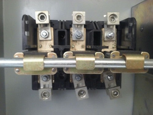 SIEMENS ITE F354 SER. A VACU-BREAK SWITCH CLAMPMATIC 3PH 200A 600V 150HP TYPE 15