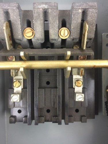 WESTINGHOUSE JHU221 HEAVY DUTY SAFETY SWITCH 240 VAC 250 VDC 30 AMP8