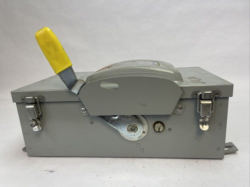CROUSE-HINDS HU361AJ SAFETY SWITCH 30 AMPS 600 VAC 3 POLE NO NEUTRAL NO FUSES5