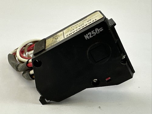 GE TFKASA2AB2 6A 240VAC 286A7734P22 AUXILIARY SWITCH F225 C/B ACCESSORY3