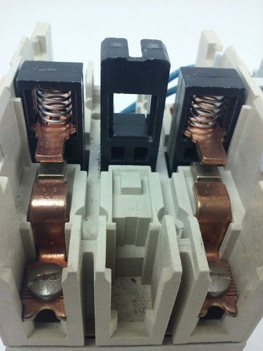 CUTLER HAMMER CE15GN2-T16, SER. B1, CONTACTOR, 1PH, 2P, 37A, 600V, 5HP, 60HZ,NEW2